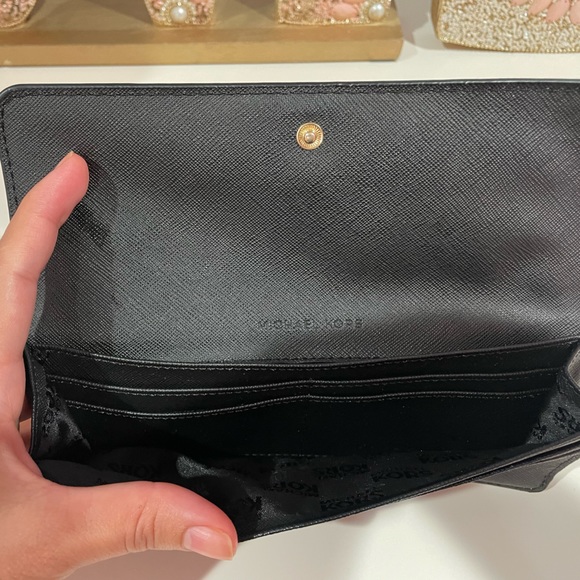 Michael Kors - Picture 3 of 3